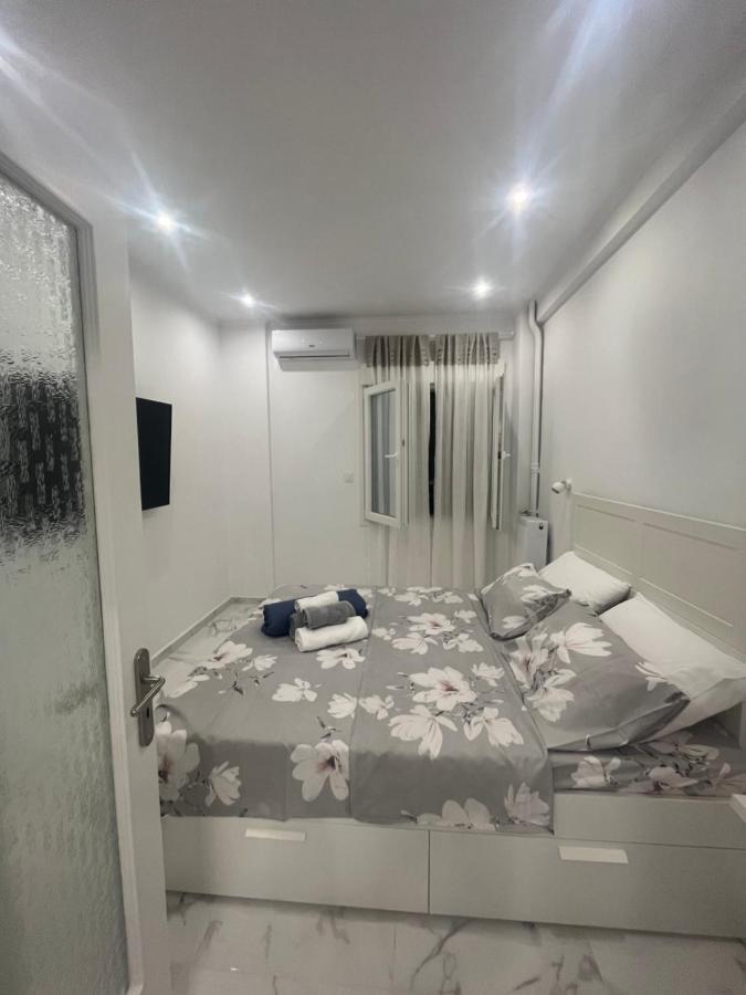 White Apartment Atenas Exterior foto