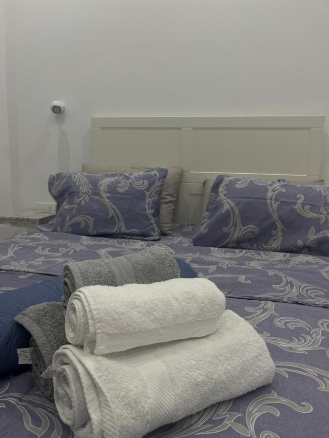 White Apartment Atenas Exterior foto